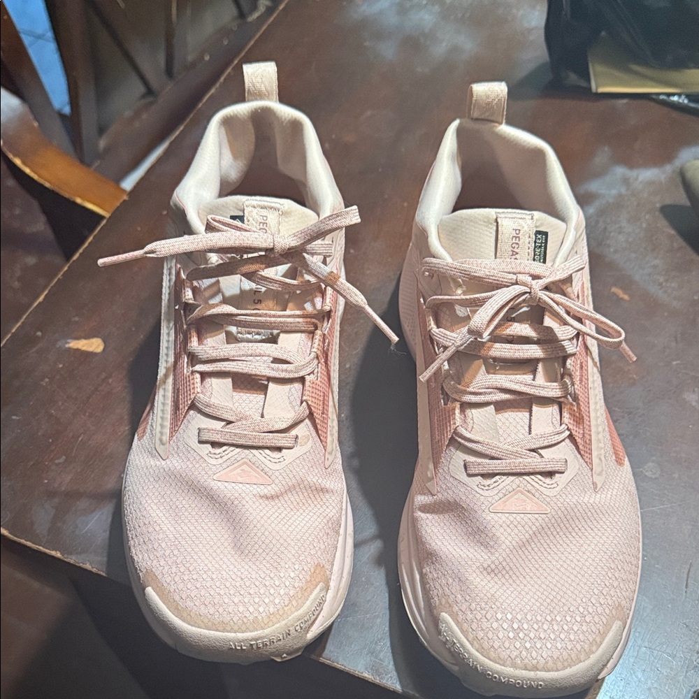 Adidas Women's Pink Sneakers